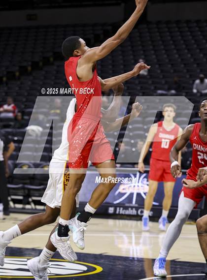 Thumbnail 3 in Putnam City North vs Chaminade (Norm Stewart Classic) photogallery.