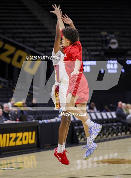 Thumbnail 3 in Putnam City North vs Chaminade (Norm Stewart Classic) photogallery.