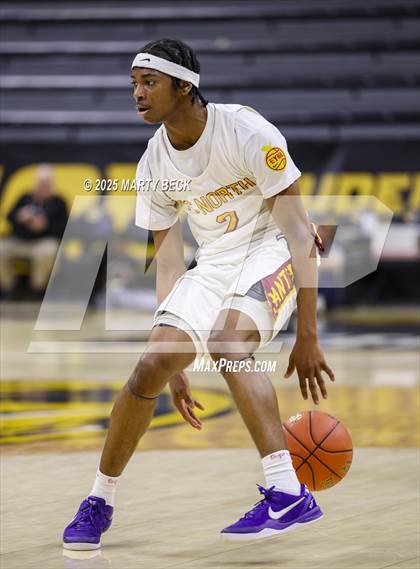 Thumbnail 2 in Putnam City North vs Chaminade (Norm Stewart Classic) photogallery.