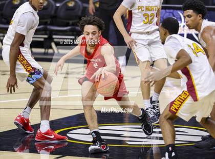 Thumbnail 2 in Putnam City North vs Chaminade (Norm Stewart Classic) photogallery.