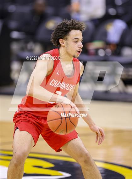 Thumbnail 2 in Putnam City North vs Chaminade (Norm Stewart Classic) photogallery.