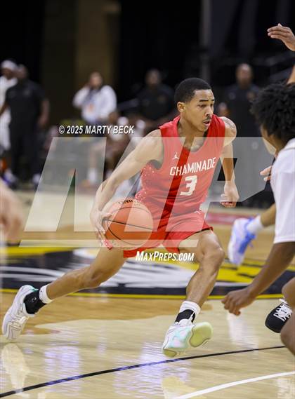 Thumbnail 1 in Putnam City North vs Chaminade (Norm Stewart Classic) photogallery.