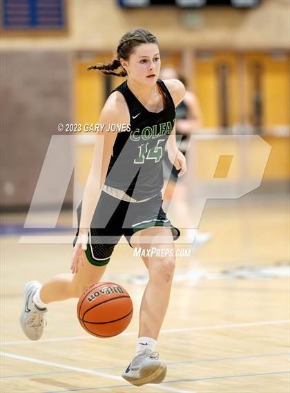 Thumbnail 1 in Whitney vs. Colfax (Chavez Christmas Classic) photogallery.