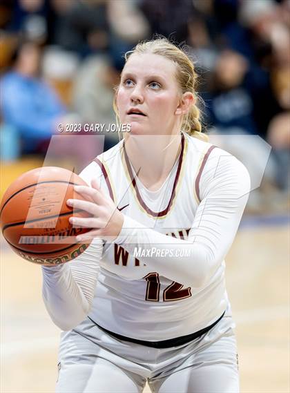 Thumbnail 1 in Whitney vs. Colfax (Chavez Christmas Classic) photogallery.