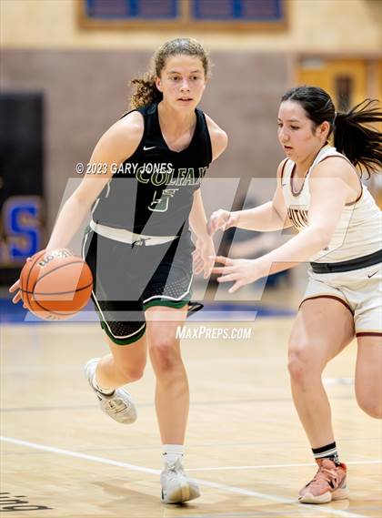 Thumbnail 2 in Whitney vs. Colfax (Chavez Christmas Classic) photogallery.