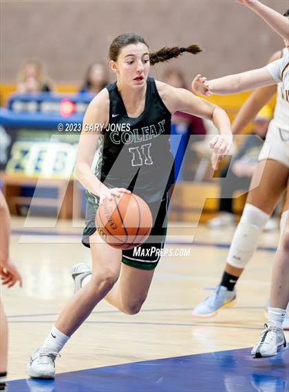 Thumbnail 1 in Whitney vs. Colfax (Chavez Christmas Classic) photogallery.