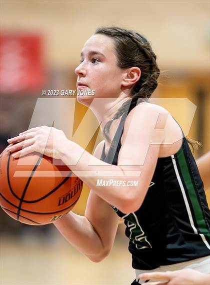Thumbnail 1 in Whitney vs. Colfax (Chavez Christmas Classic) photogallery.