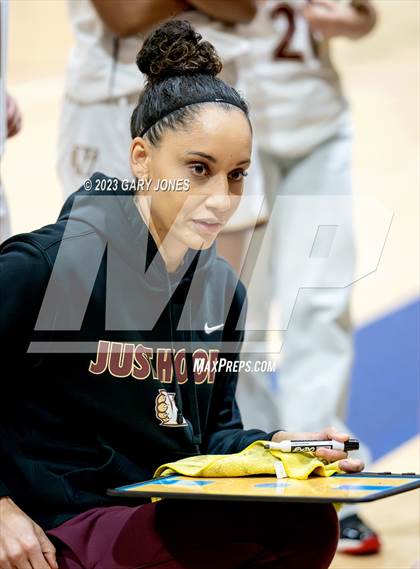 Thumbnail 3 in Whitney vs. Colfax (Chavez Christmas Classic) photogallery.