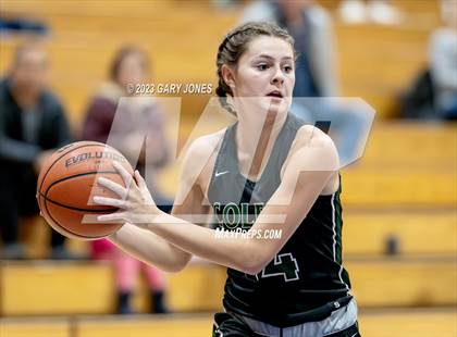 Thumbnail 1 in Whitney vs. Colfax (Chavez Christmas Classic) photogallery.