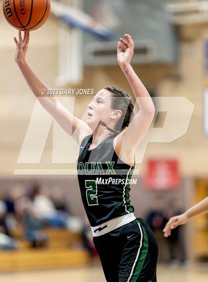 Thumbnail 2 in Whitney vs. Colfax (Chavez Christmas Classic) photogallery.