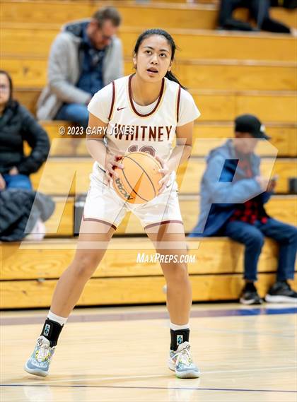 Thumbnail 1 in Whitney vs. Colfax (Chavez Christmas Classic) photogallery.