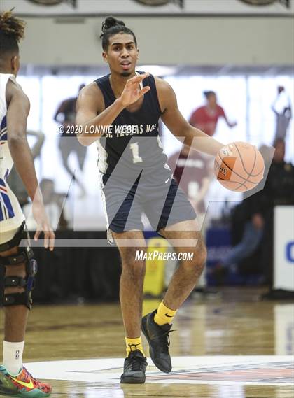 Thumbnail 3 in St. Thomas More vs Wilbraham & Monson Academy (Spalding Hoophall Classic) photogallery.