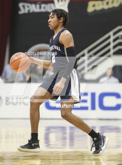 Thumbnail 2 in St. Thomas More vs Wilbraham & Monson Academy (Spalding Hoophall Classic) photogallery.