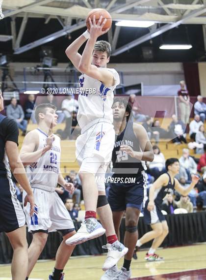Thumbnail 2 in St. Thomas More vs Wilbraham & Monson Academy (Spalding Hoophall Classic) photogallery.