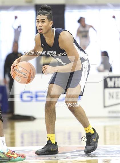 Thumbnail 2 in St. Thomas More vs Wilbraham & Monson Academy (Spalding Hoophall Classic) photogallery.