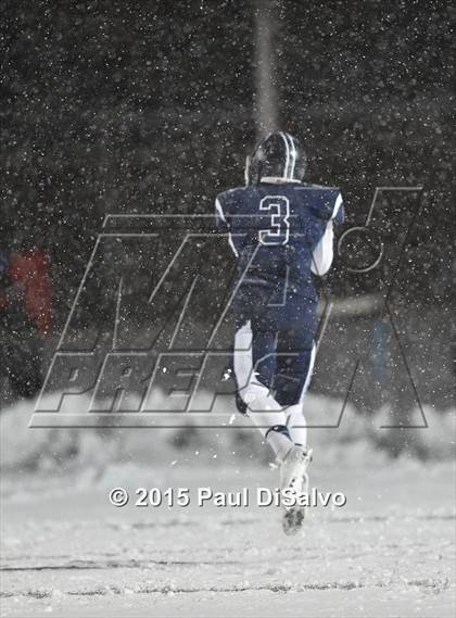 Thumbnail 3 in Ralston Valley vs. Valor Christian  (CHSAA 5A Quarterfinal) photogallery.