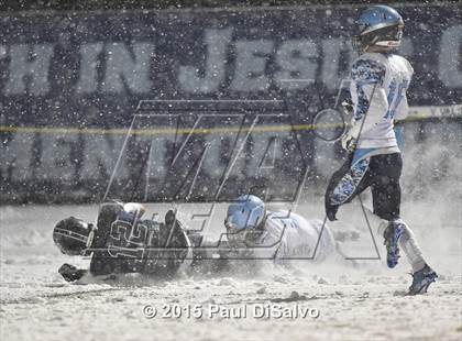 Thumbnail 3 in Ralston Valley vs. Valor Christian  (CHSAA 5A Quarterfinal) photogallery.