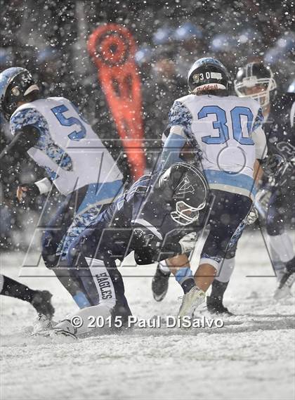 Thumbnail 1 in Ralston Valley vs. Valor Christian  (CHSAA 5A Quarterfinal) photogallery.