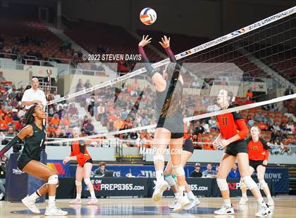 Thumbnail 1 in Corona del Sol vs. Hamilton (AIA 6A Final) photogallery.