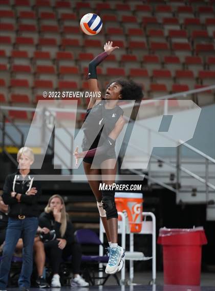 Thumbnail 1 in Corona del Sol vs. Hamilton (AIA 6A Final) photogallery.