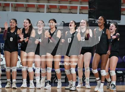 Thumbnail 2 in Corona del Sol vs. Hamilton (AIA 6A Final) photogallery.