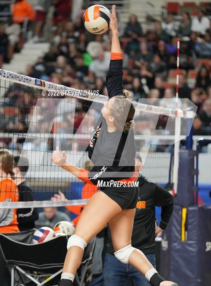 Thumbnail 2 in Corona del Sol vs. Hamilton (AIA 6A Final) photogallery.