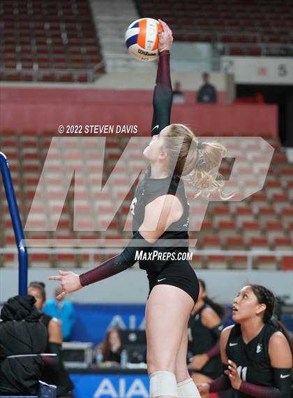 Thumbnail 2 in Corona del Sol vs. Hamilton (AIA 6A Final) photogallery.