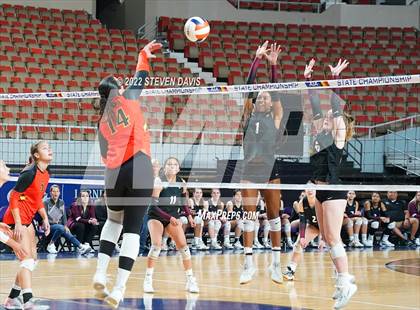 Thumbnail 3 in Corona del Sol vs. Hamilton (AIA 6A Final) photogallery.