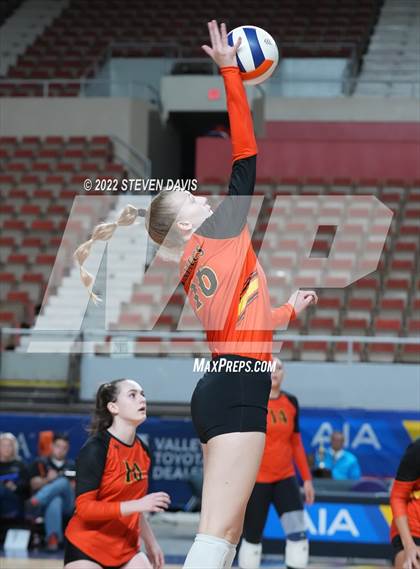 Thumbnail 1 in Corona del Sol vs. Hamilton (AIA 6A Final) photogallery.