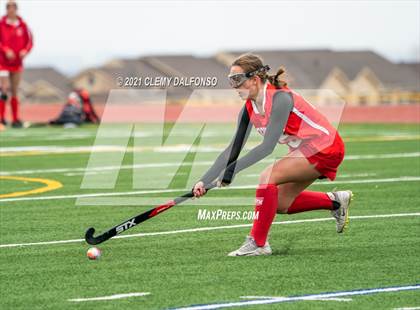 Thumbnail 3 in Regis Jesuit photogallery.
