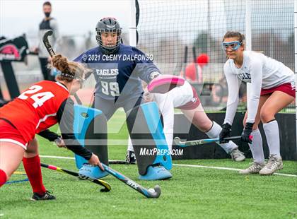 Thumbnail 2 in Regis Jesuit photogallery.