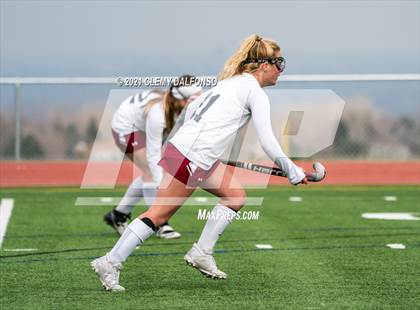 Thumbnail 2 in Regis Jesuit photogallery.