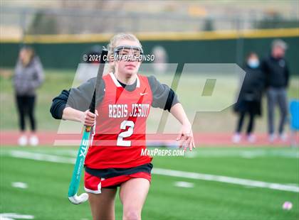 Thumbnail 3 in Regis Jesuit photogallery.