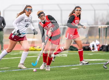 Thumbnail 2 in Regis Jesuit photogallery.