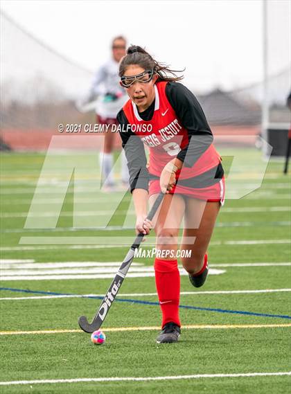 Thumbnail 3 in Regis Jesuit photogallery.