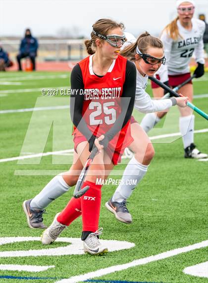 Thumbnail 2 in Regis Jesuit photogallery.