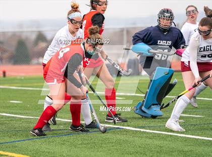 Thumbnail 3 in Regis Jesuit photogallery.