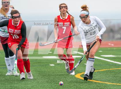 Thumbnail 1 in Regis Jesuit photogallery.