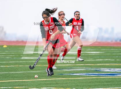Thumbnail 2 in Regis Jesuit photogallery.