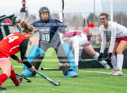 Thumbnail 3 in Regis Jesuit photogallery.