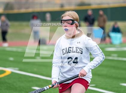 Thumbnail 3 in Regis Jesuit photogallery.
