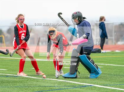 Thumbnail 3 in Regis Jesuit photogallery.