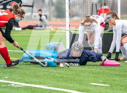 Thumbnail 3 in Regis Jesuit photogallery.