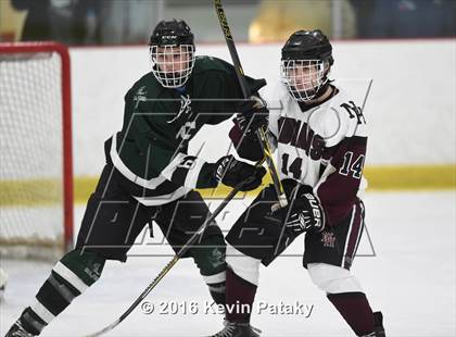 Thumbnail 3 in Guilford @ North Haven photogallery.