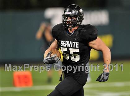 Thumbnail 1 in Mater Dei vs. Servite photogallery.