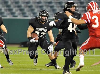 Thumbnail 1 in Mater Dei vs. Servite photogallery.