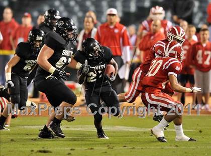 Thumbnail 2 in Mater Dei vs. Servite photogallery.