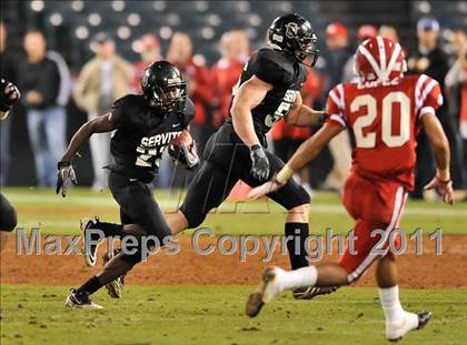 Thumbnail 1 in Mater Dei vs. Servite photogallery.