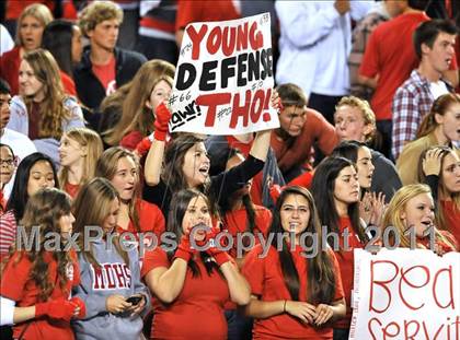 Thumbnail 1 in Mater Dei vs. Servite photogallery.