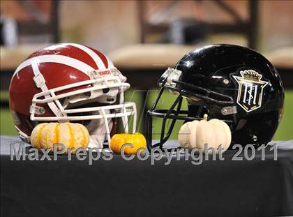 Thumbnail 1 in Mater Dei vs. Servite photogallery.
